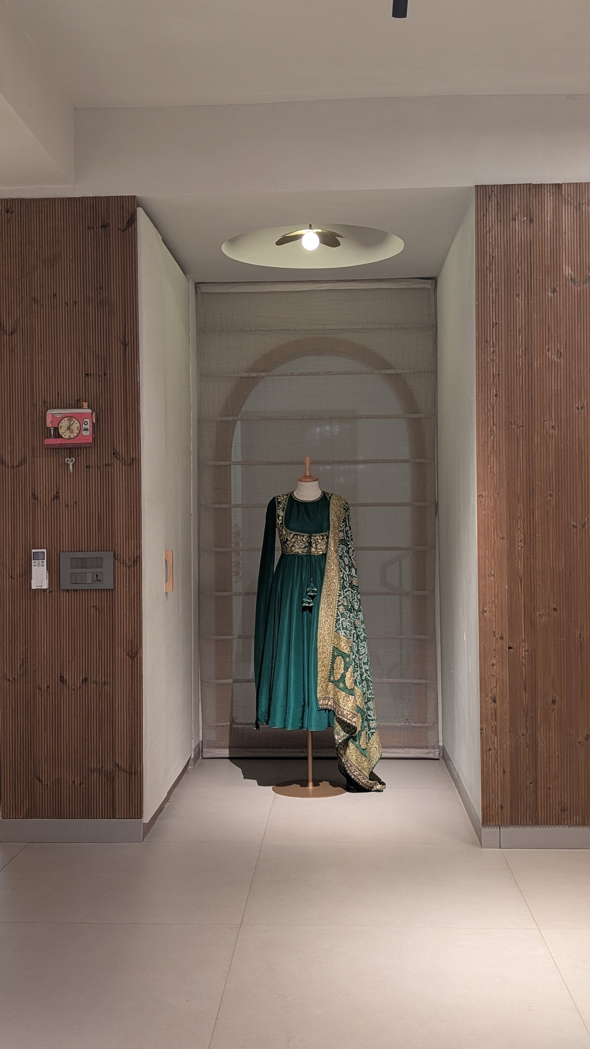 Archway display